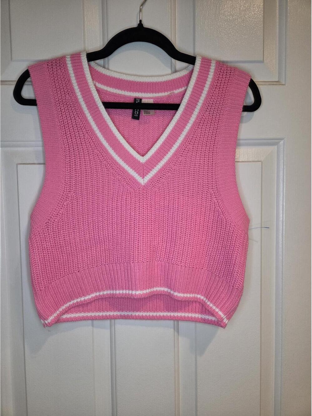 H&M Divided Pink Knit V-Neck Sweater Vest with White Trim Size S